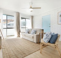 Ventura Beach Motel 3 Bedroom Poolside - Dalby Accommodation