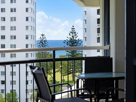 Victoria Square Apartments In The Heart Of Broadbe - Dalby Accommodation 1