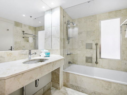 View - In Heart Of Surfers Paradise - Dalby Accommodation 2