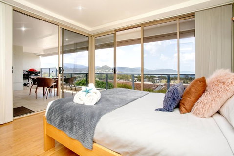 VIEWS ON ELSHEBY - Dalby Accommodation 1