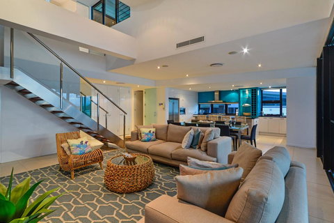 Villa 12 The Edge On Hamilton Island - Dalby Accommodation 3