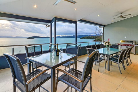 Villa 12 The Edge On Hamilton Island - Dalby Accommodation 0