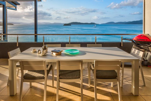 Villa 16 The Edge On Hamilton Island - Dalby Accommodation 3