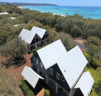 Villa 5 Whitesands - Dalby Accommodation
