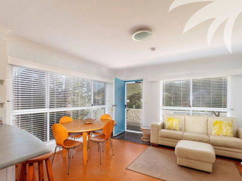 Villa Manyana Unit 26 - Dalby Accommodation 3