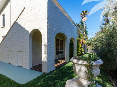 Villa Manyana Unit 26 - Dalby Accommodation 1