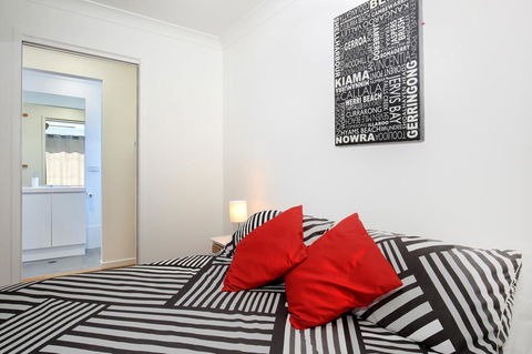 VIlla Zelma, Culburra Beach - Dalby Accommodation 3