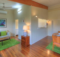 Village Stays Coldstream Gallery Apartment - Dalby Accommodation