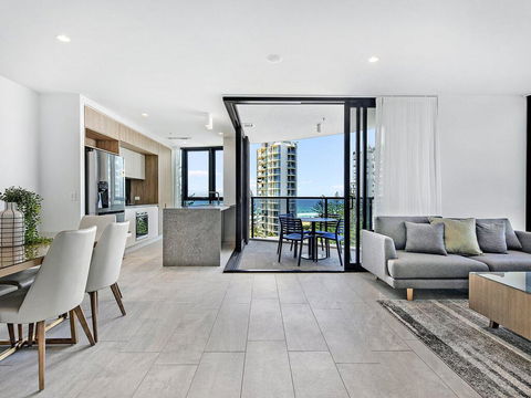 Vue Broadbeach Private 2 Bed Ocean View - Dalby Accommodation 1