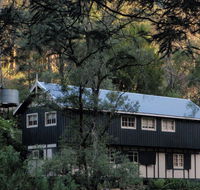 Walhalla Coach House - Dalby Accommodation