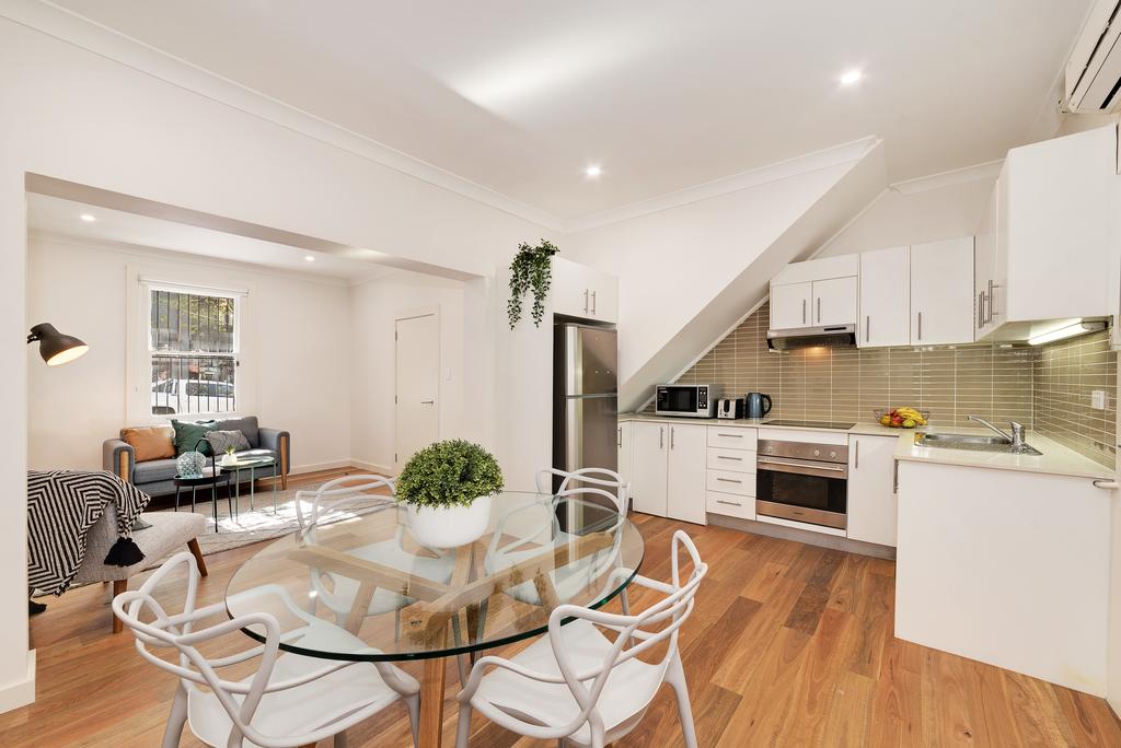 World Square NSW Dalby Accommodation