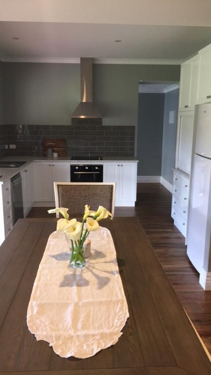 Walnut Tree Cottages - Dalby Accommodation 2
