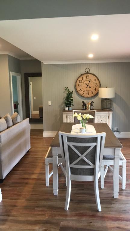 Walnut Tree Cottages - Dalby Accommodation 0