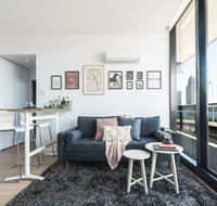 Waterfront apt on Mel Collins Street3 - Dalby Accommodation
