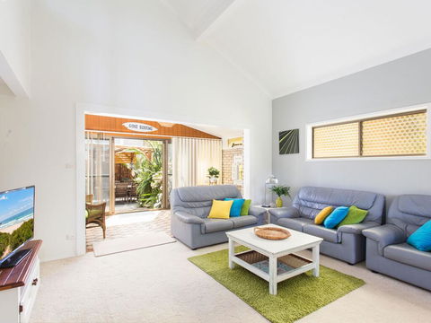 Waterfront At Point Road - Dalby Accommodation 2