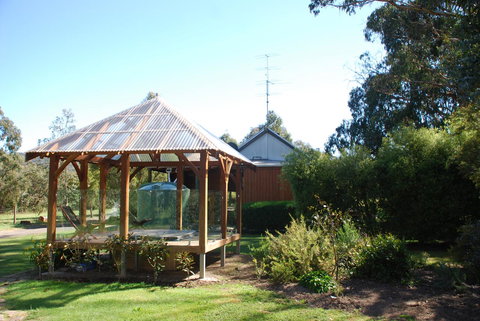 Bluegum Ridge Cottages - Dalby Accommodation 25