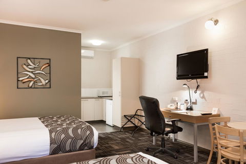 Blazing Stump Motel & Suites - Dalby Accommodation 9