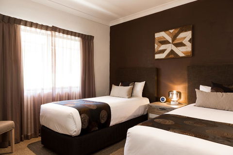 Blazing Stump Motel & Suites - Dalby Accommodation 1