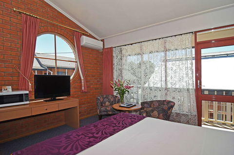 Main Lead Ballarat Motel - Dalby Accommodation 9