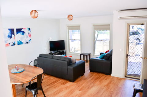 Turner Terrace - Dalby Accommodation 9