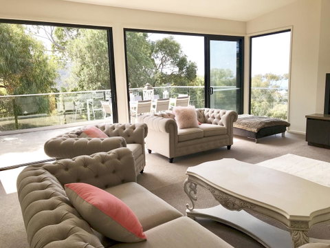 Lorne Sea View Terrace House - Dalby Accommodation 32