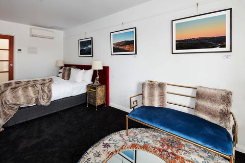 Daylesford Art Motel - Dalby Accommodation 16
