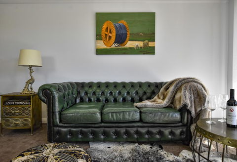 Daylesford Art Motel - Dalby Accommodation 0