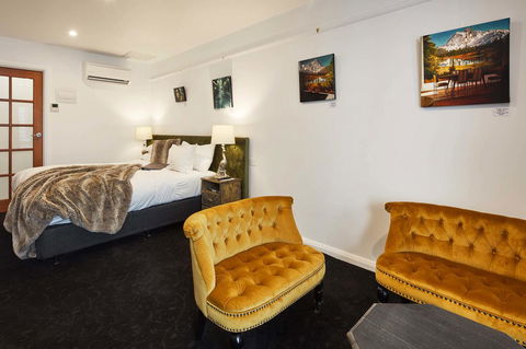 Daylesford Art Motel - Dalby Accommodation 13
