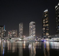 Auzzie Apartments Docklands Melbourne - Dalby Accommodation