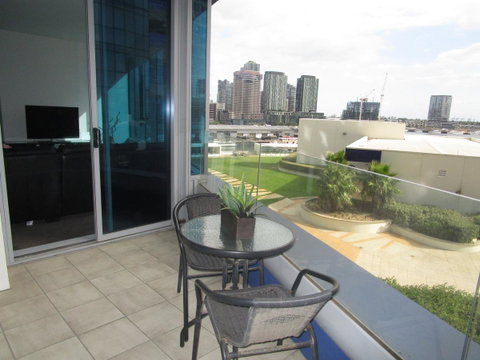 Harbour Escape Apartments Docklands - Dalby Accommodation 18