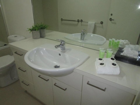 Harbour Escape Apartments Docklands - Dalby Accommodation 20