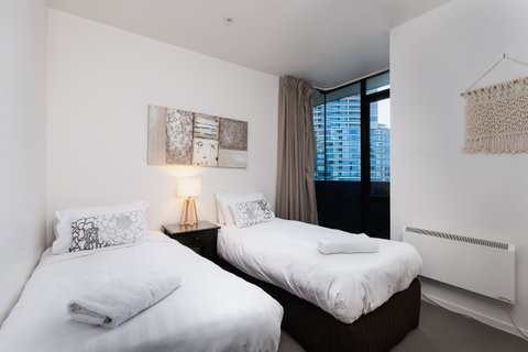 Dockland Kings Lucky 805 - Dalby Accommodation 8