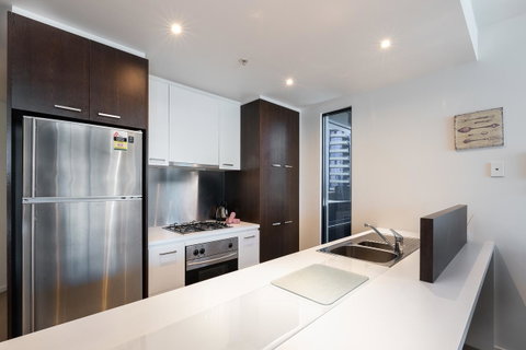 Dockland Kings Lucky 805 - Dalby Accommodation 10