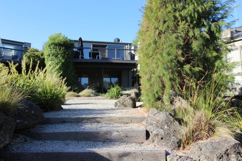 Lorne Holiday House - Dalby Accommodation 12