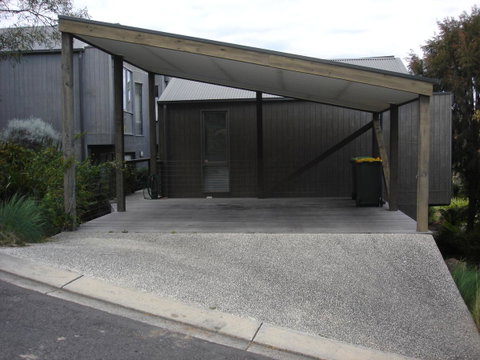 Lorne Holiday House - Dalby Accommodation 13