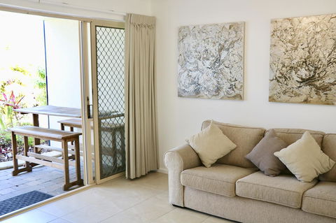 Beach Break - Dalby Accommodation 3