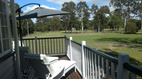 Lake Weyba Noosa Lodge & Kangaroos - Dalby Accommodation 17
