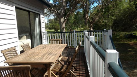 Lake Weyba Noosa Lodge & Kangaroos - Dalby Accommodation 21
