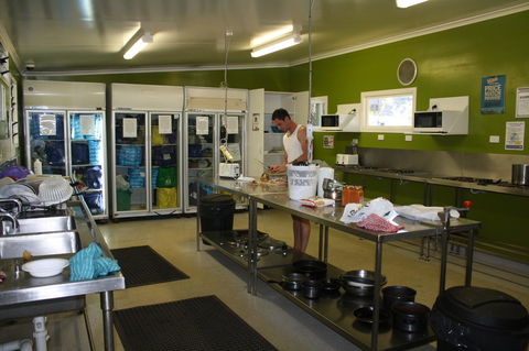 Nomads Airlie Beach - Dalby Accommodation 19
