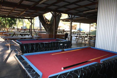 Nomads Airlie Beach - Dalby Accommodation 9