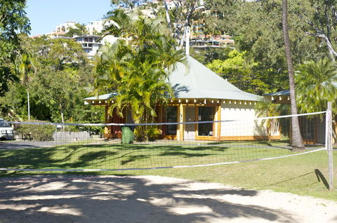 Nomads Airlie Beach - Dalby Accommodation 34