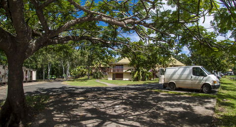 Nomads Airlie Beach - Dalby Accommodation 36