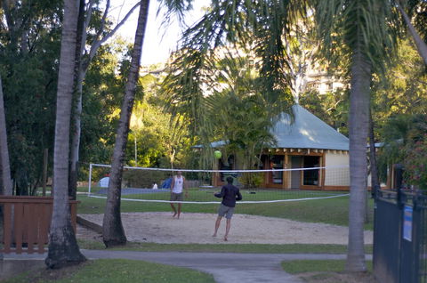 Nomads Airlie Beach - Dalby Accommodation 8