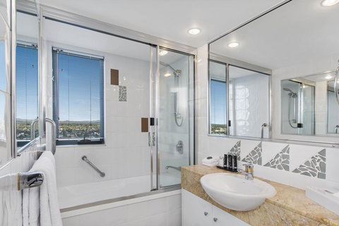 Mantra Mooloolaba Beach - Dalby Accommodation 21