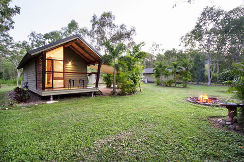 Airlie Beach Eco Cabins - Adults Only - Dalby Accommodation 28