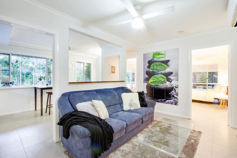 Airlie Beach Eco Cabins - Adults Only - Dalby Accommodation 39
