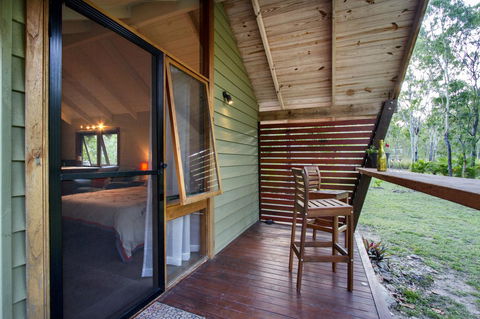 Airlie Beach Eco Cabins - Adults Only - Dalby Accommodation 24