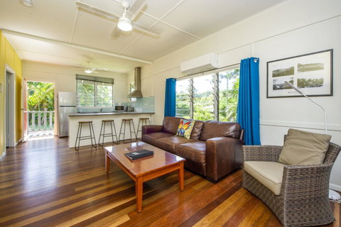 Kooyong Apartment 1 - Dalby Accommodation 1