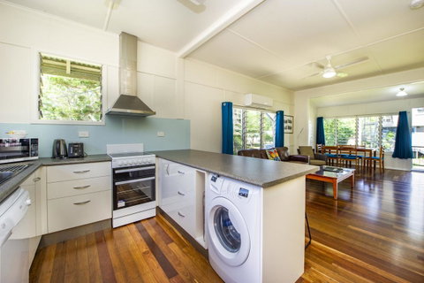 Kooyong Apartment 1 - Dalby Accommodation 3