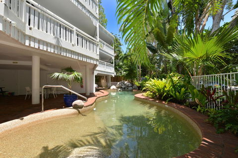 The White House Port Douglas - Dalby Accommodation 20
